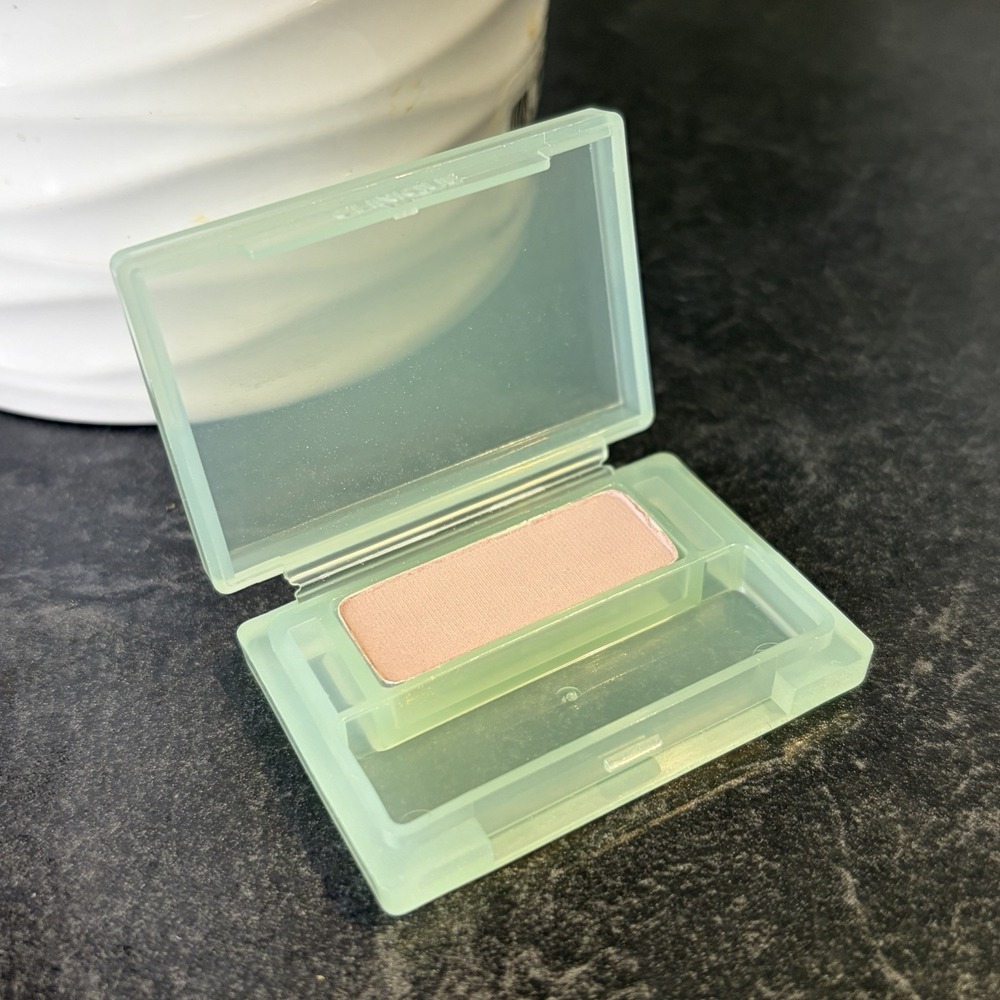 NEW Clinique Stay The Day‎ Eye Shadow 12 MOONGLOW .03 oz Travel Size Vintage